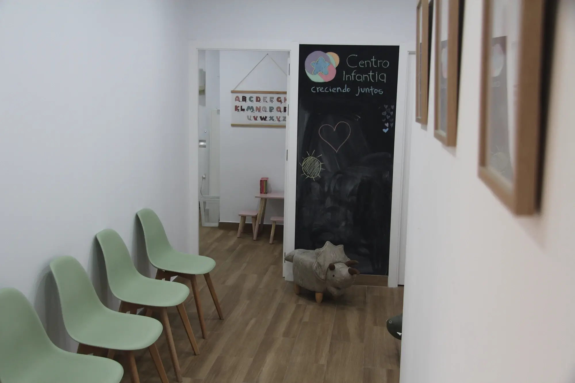 Sala de espera Centro Infantia